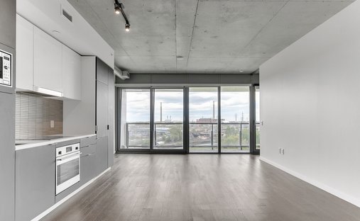 Condo in Toronto, Ontario, Canada 1