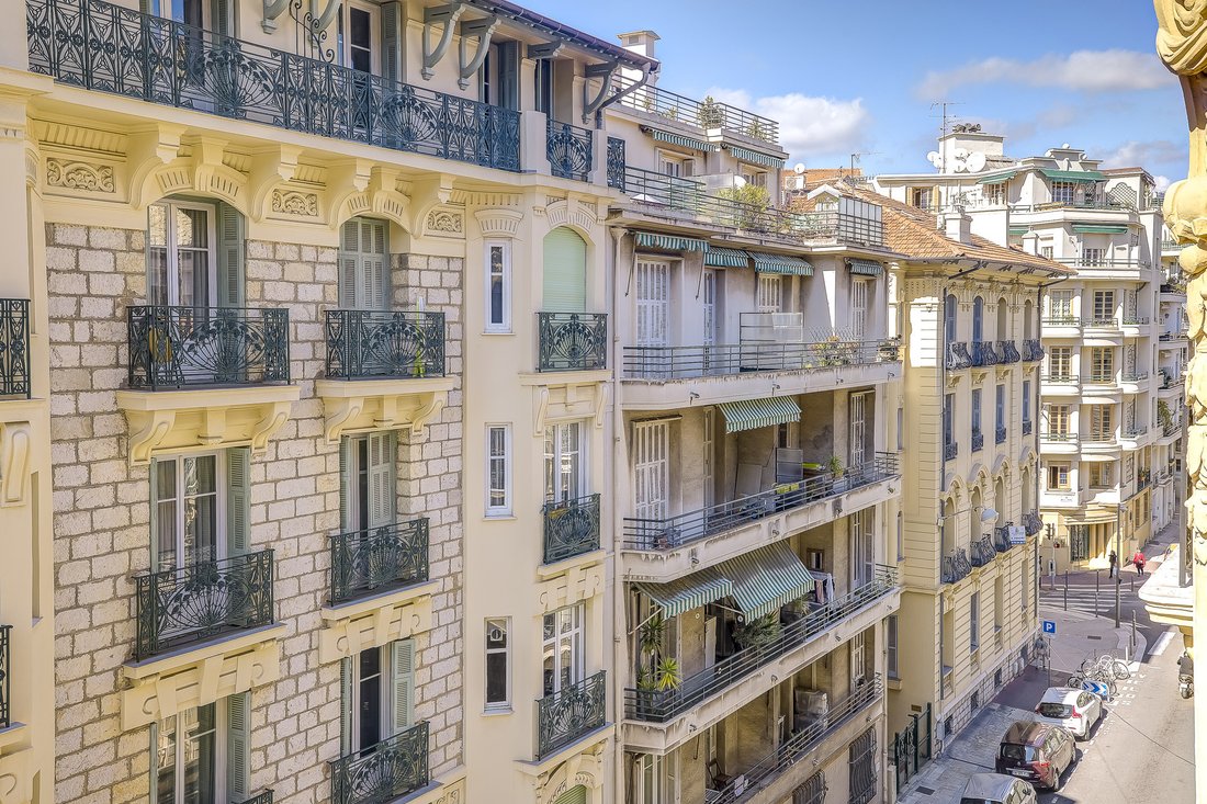 Wohnung in Nizza, Provence-Alpes-Côte d'Azur, Frankreich 5 - 15690156