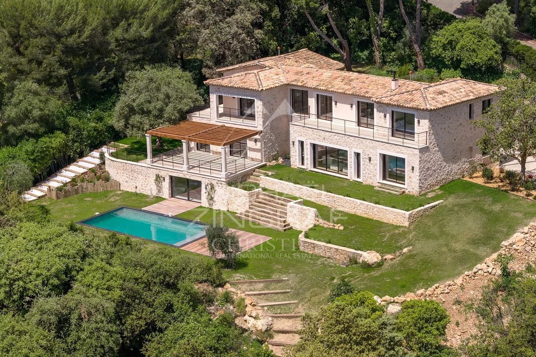 Villa in Saint-Paul-de-Vence, Provence-Alpes-Côte d'Azur, France 2 - 15634768