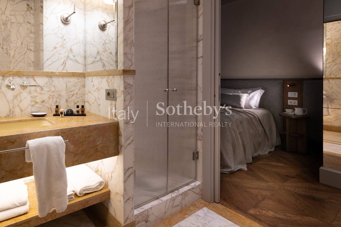 Apartment in Center, Florence, Tuscany 5 - 15688976