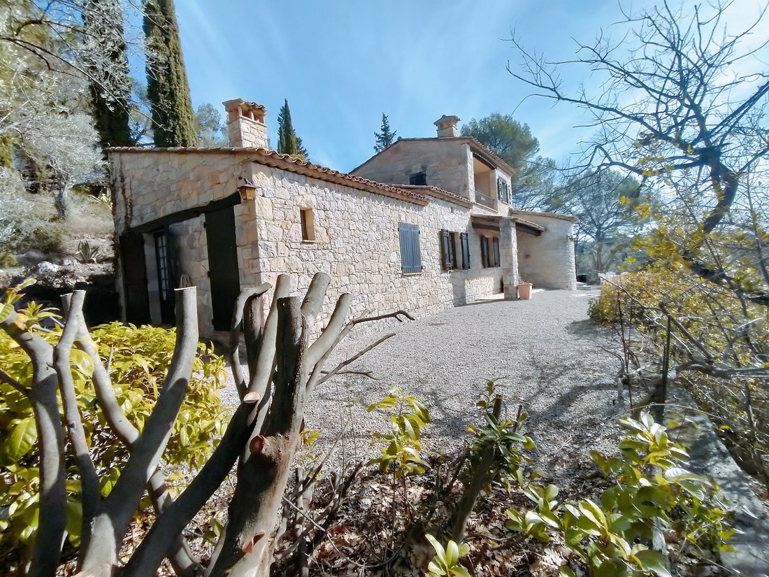 Villa in Fayence, Provence-Alpes-Côte d'Azur, France 1 - 15689699