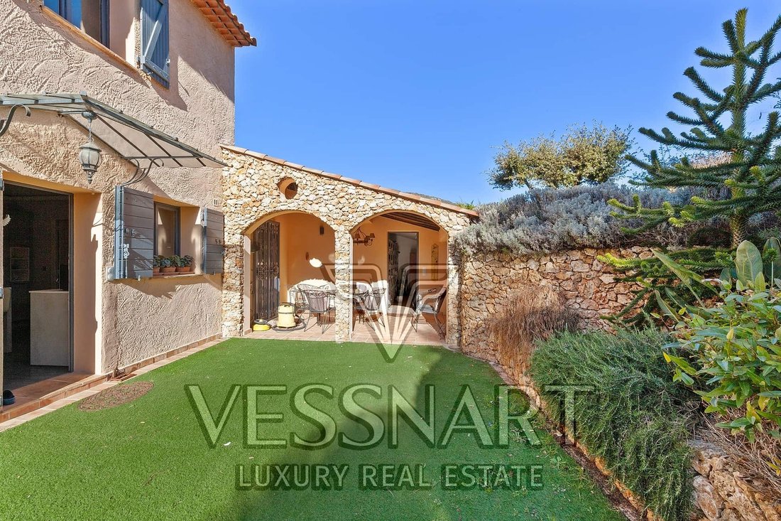 Villa in La Turbie, Provence-Alpes-Côte d'Azur, France 3 - 15689082