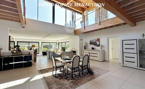 Villa in Saint Vincent, Dax, France 1