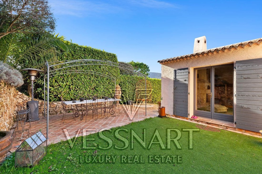Villa in La Turbie, Provence-Alpes-Côte d'Azur, France 4 - 15689082