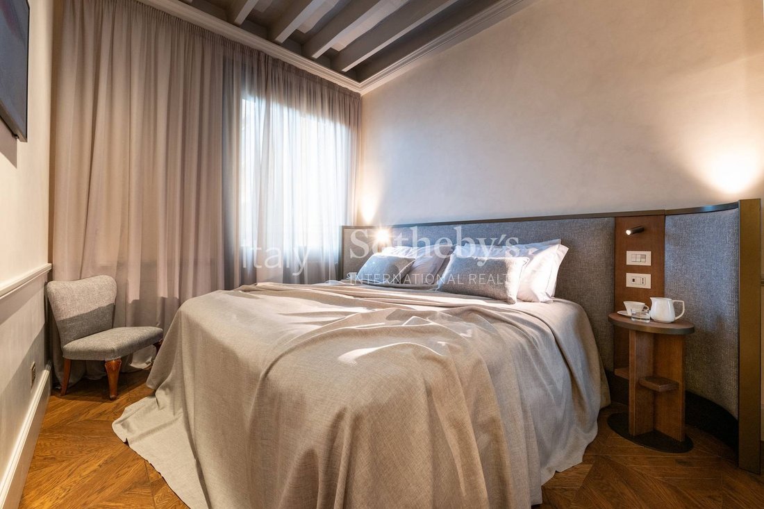 Apartment in Center, Florence, Tuscany 4 - 15688976