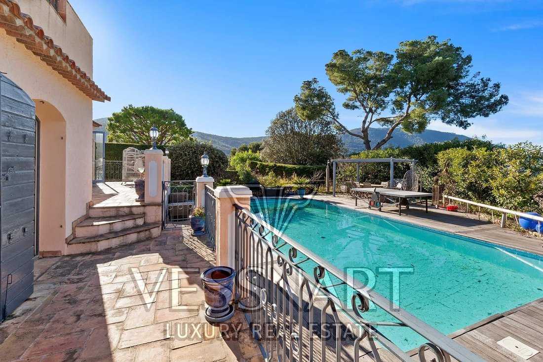Villa in La Turbie, Provence-Alpes-Côte d'Azur, France 2 - 15689082