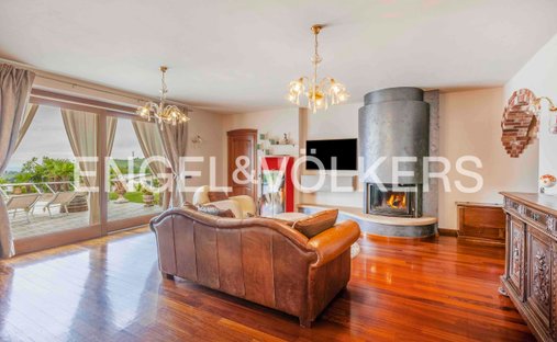 Villa a Mango, Piemonte, Italia 1