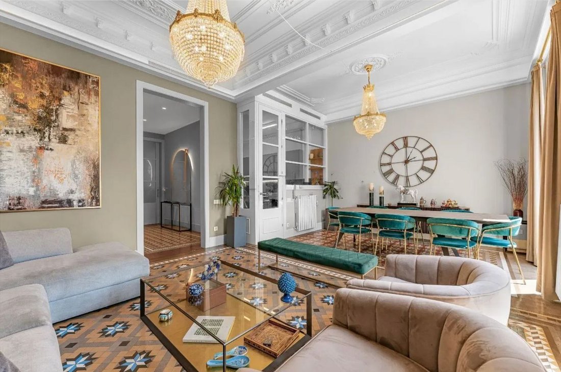 Apartment in Eixample, Barcelona, Spain 2 - 15691363