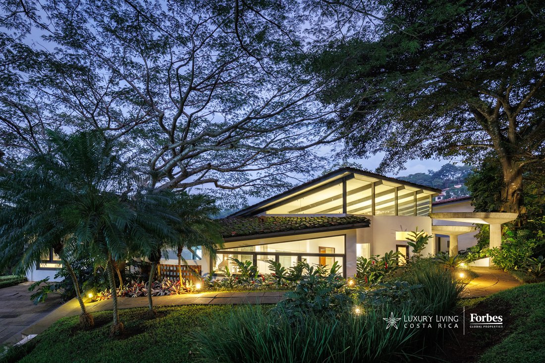 House in Pozos, San José Province, Costa Rica 1 - 14573358