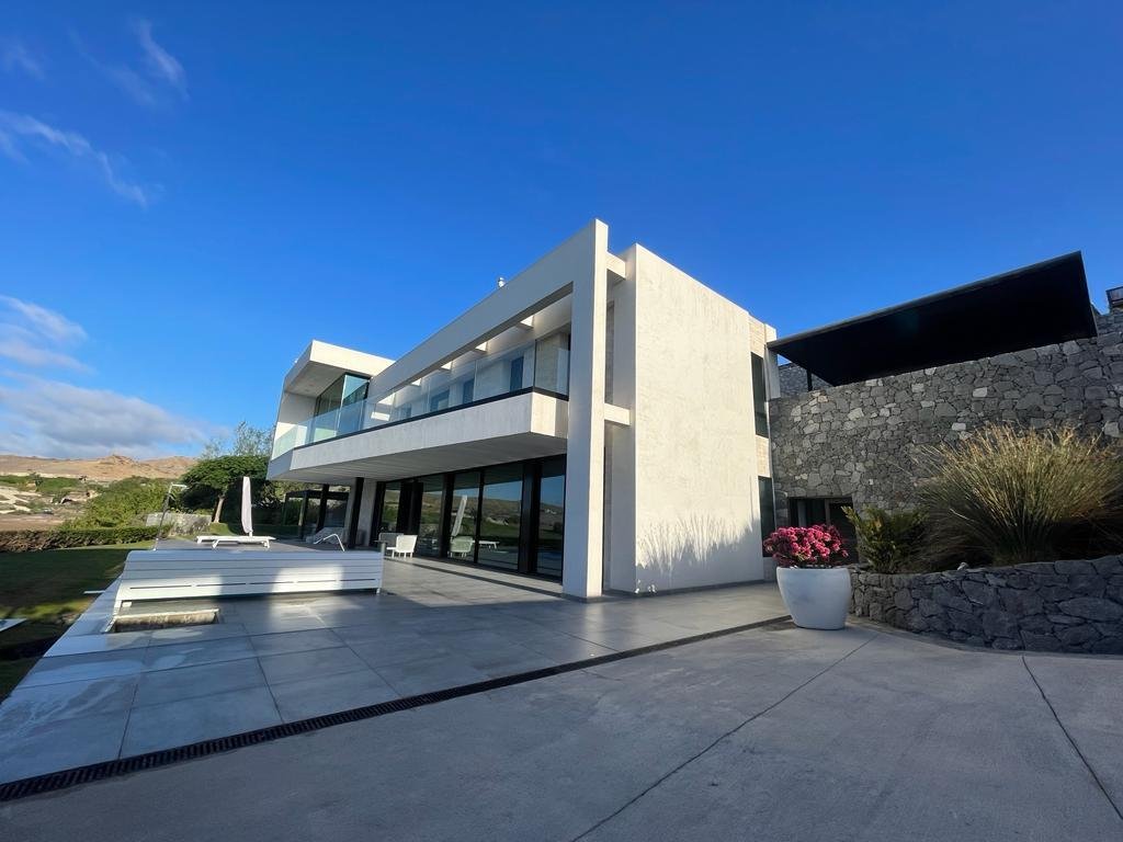 Chalet in San Bartolome de Tirajana, Canary Islands, Spain 1 - 15692590