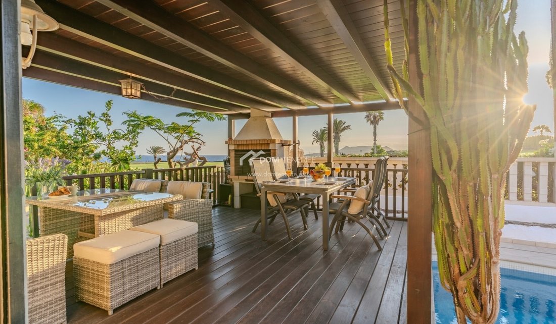 Villa in San Miguel de Abona, Canary Islands, Spain 1 - 15692247