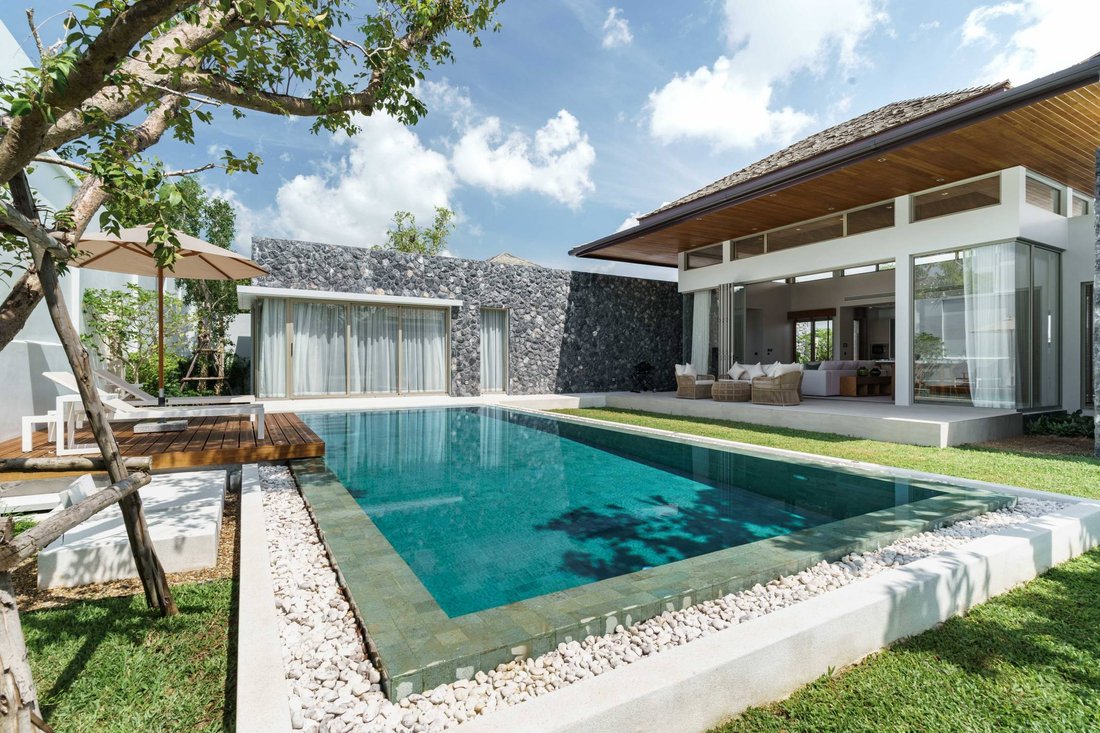 Villa in Phuket, Thalang District, Thailand 1 - 15692235