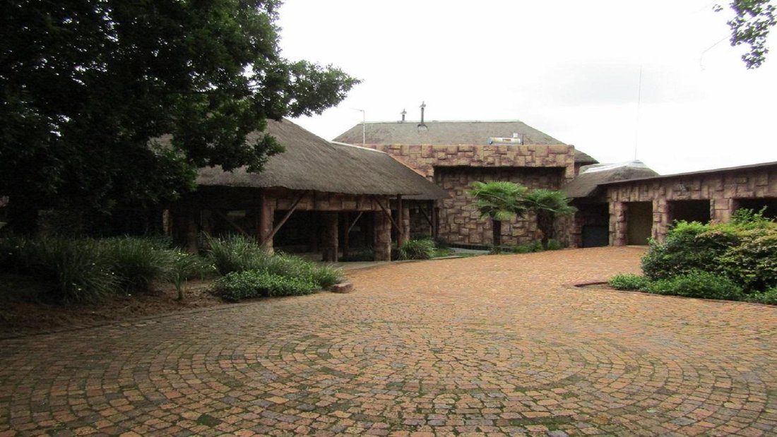 House in Vanderbijlpark, Gauteng, South Africa 2 - 15692530