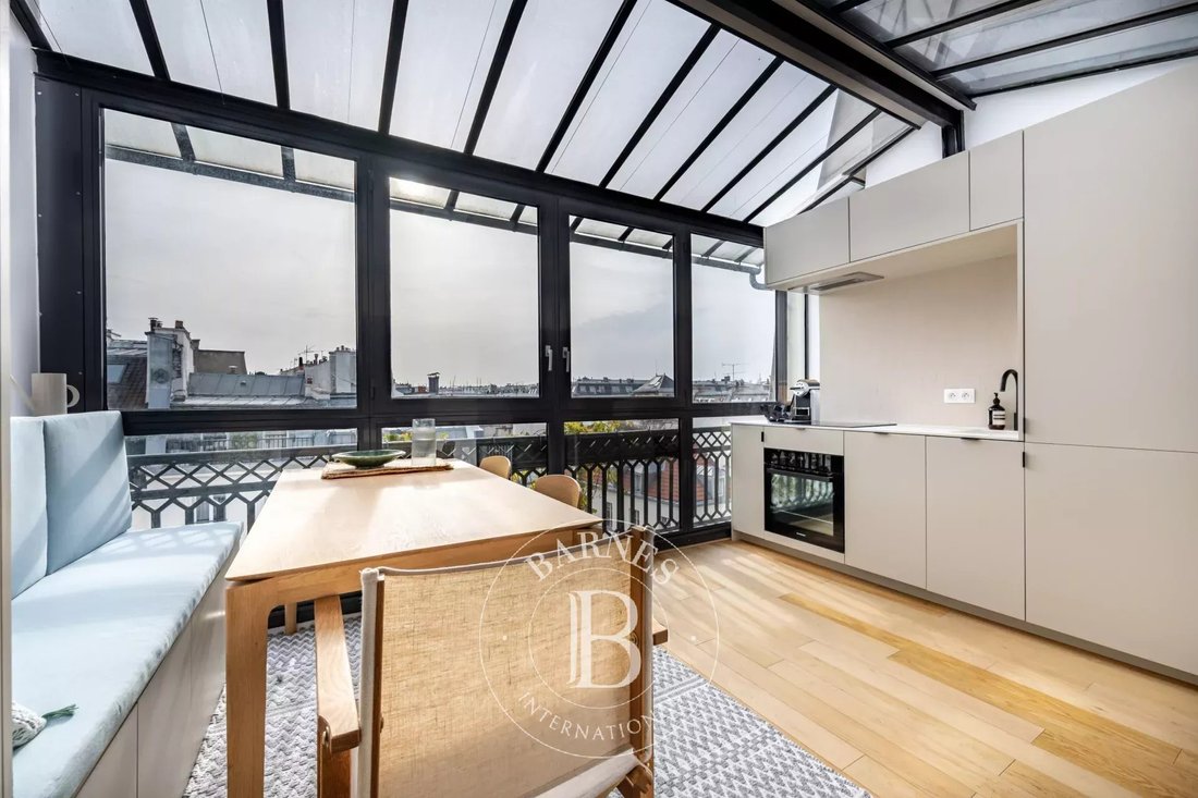 Apartment in Arts et Métiers, Paris 3e Arrondissement, Paris 2 - 15692318