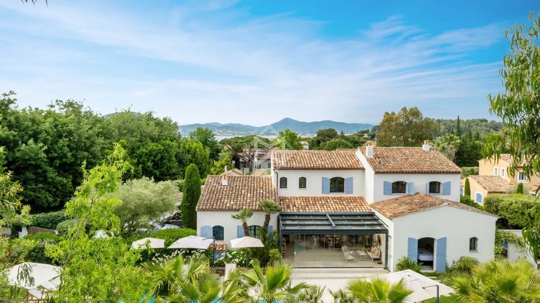 Villa in Zone Est Diffuse, Saint-Tropez, France 1 - 15692273