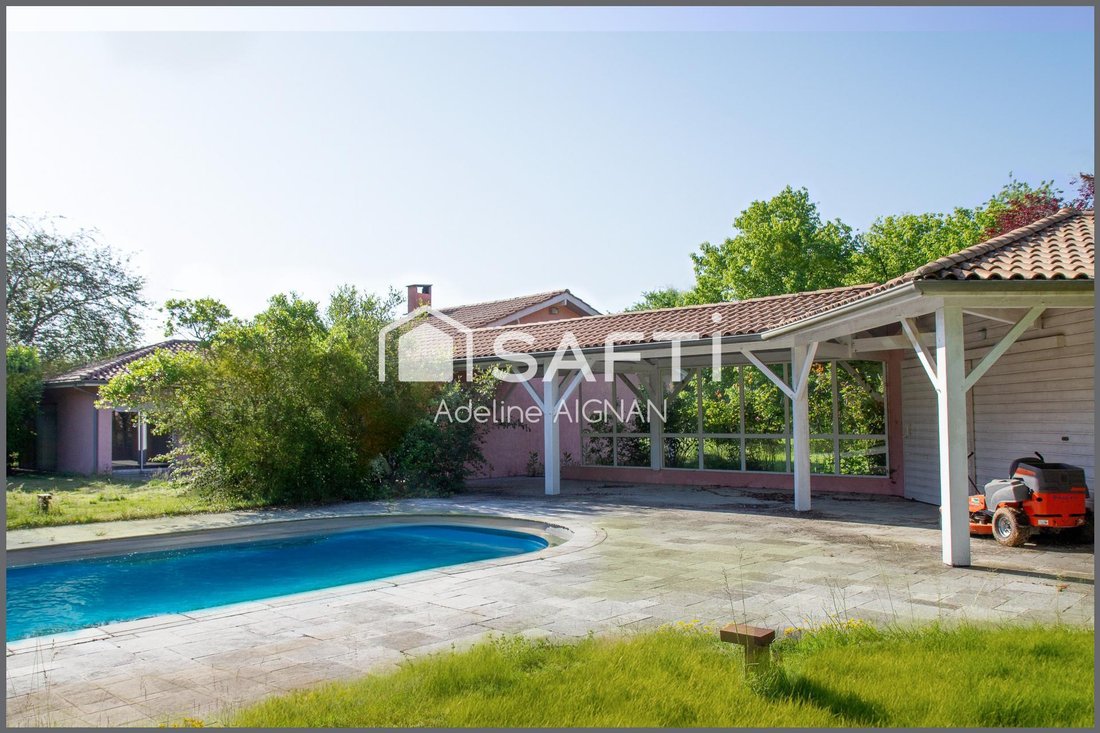 House in Mérignac, Nouvelle-Aquitaine, France 1 - 15692764