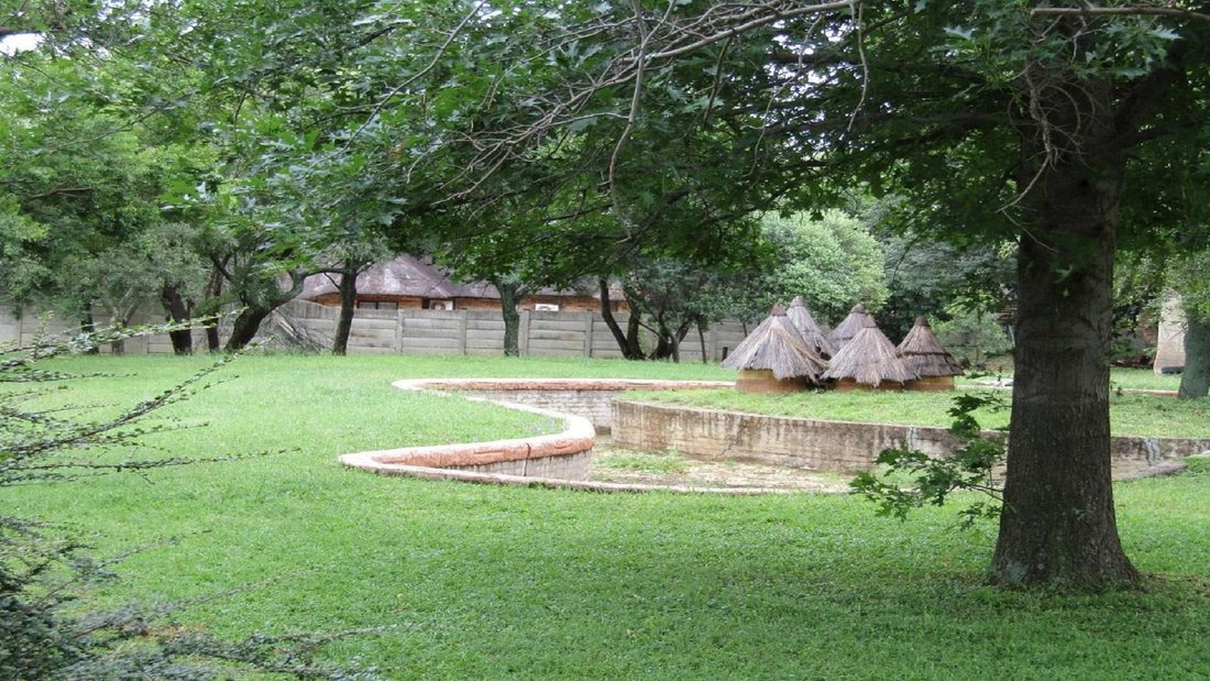 House in Vanderbijlpark, Gauteng, South Africa 4 - 15692530