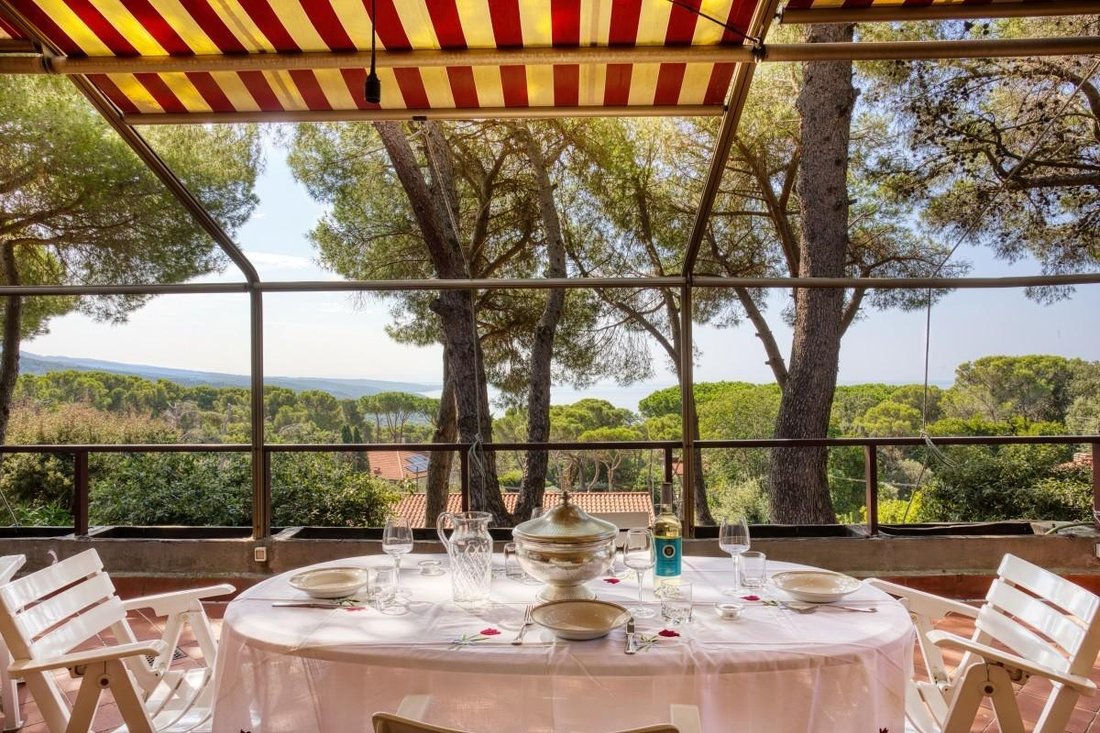 Villa in Livorno, Tuscany, Italy 2 - 15692602