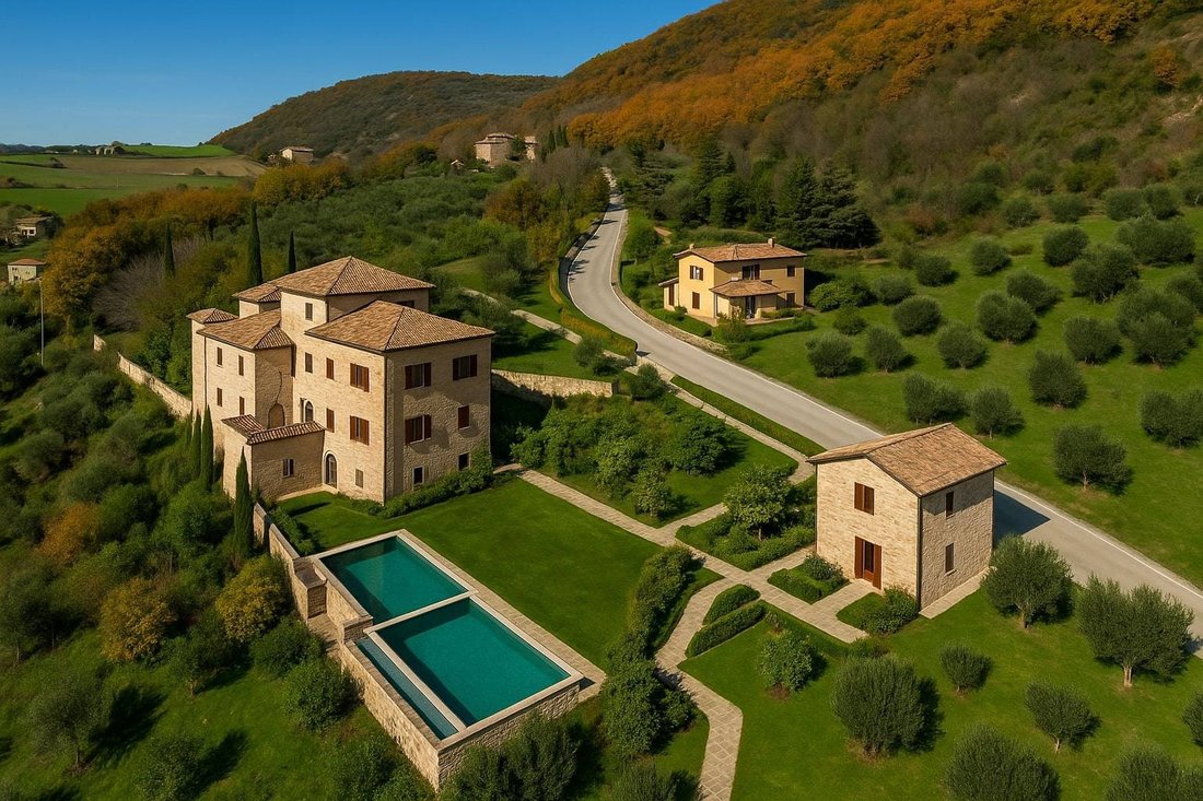 Gubbio, Umbria, Italy 3 - 15077407