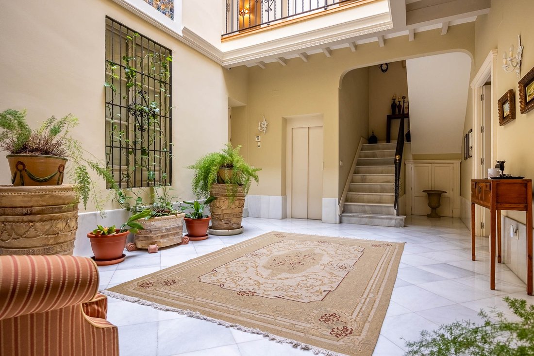 House in Casco Antiguo, Seville, Spain 3 - 15692682