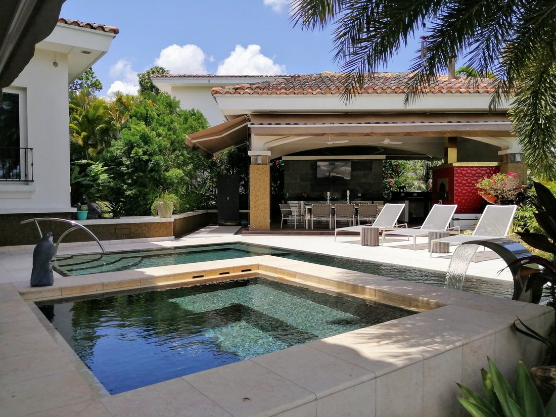 Villa in Cocolí, Provincia de Panamá Oeste, Panama 3 - 15692642