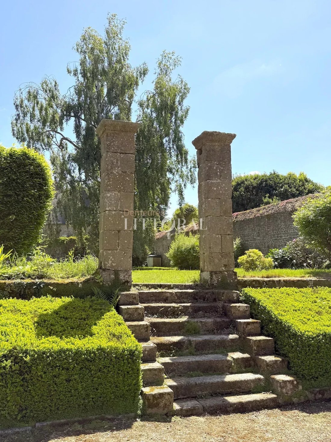 Estate in Quintin, Brittany, France 2 - 15693263