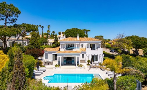 Villa in Vale do Lobo, Almancil, Portugal 1