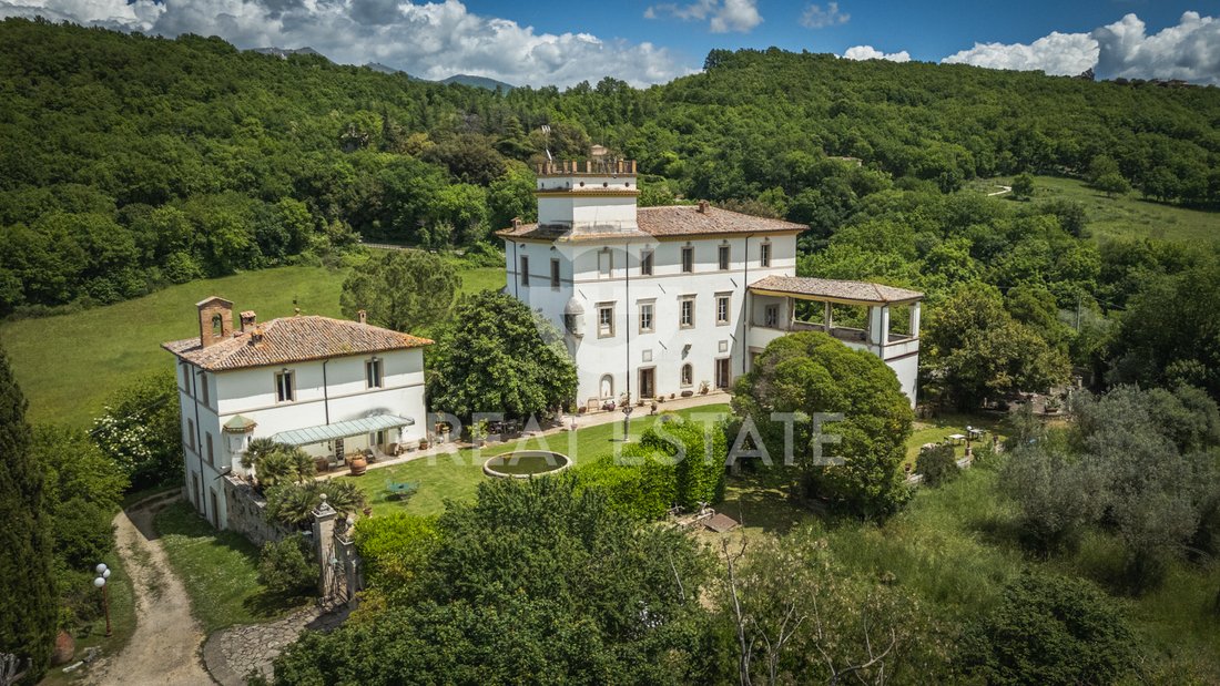 Villa a Centro Città, Rieti, Lazio 1 - 15322314