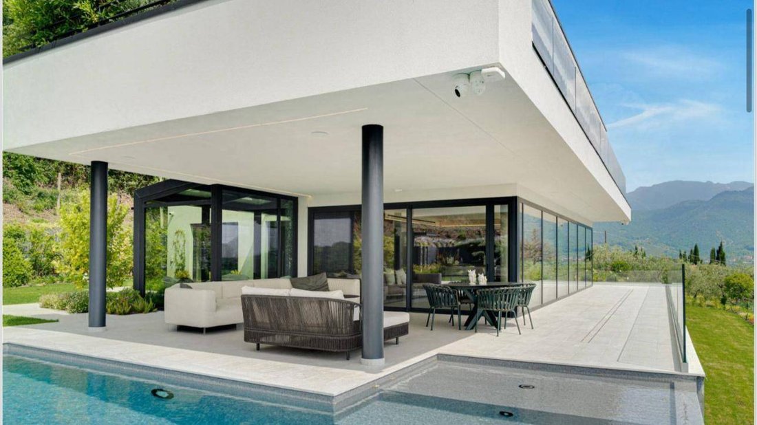 Villa in Salo, Lombardy, Italy 4 - 15694932