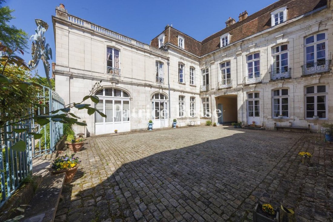 House in Auxerre, Bourgogne – Franche-Comté, France 2 - 15695012