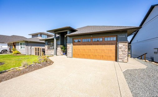 House in Royston, British Columbia, Canada 1