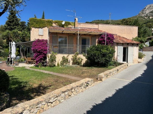 House in Le Faron-Fort-Rouge, Toulon, France 3 - 15694241