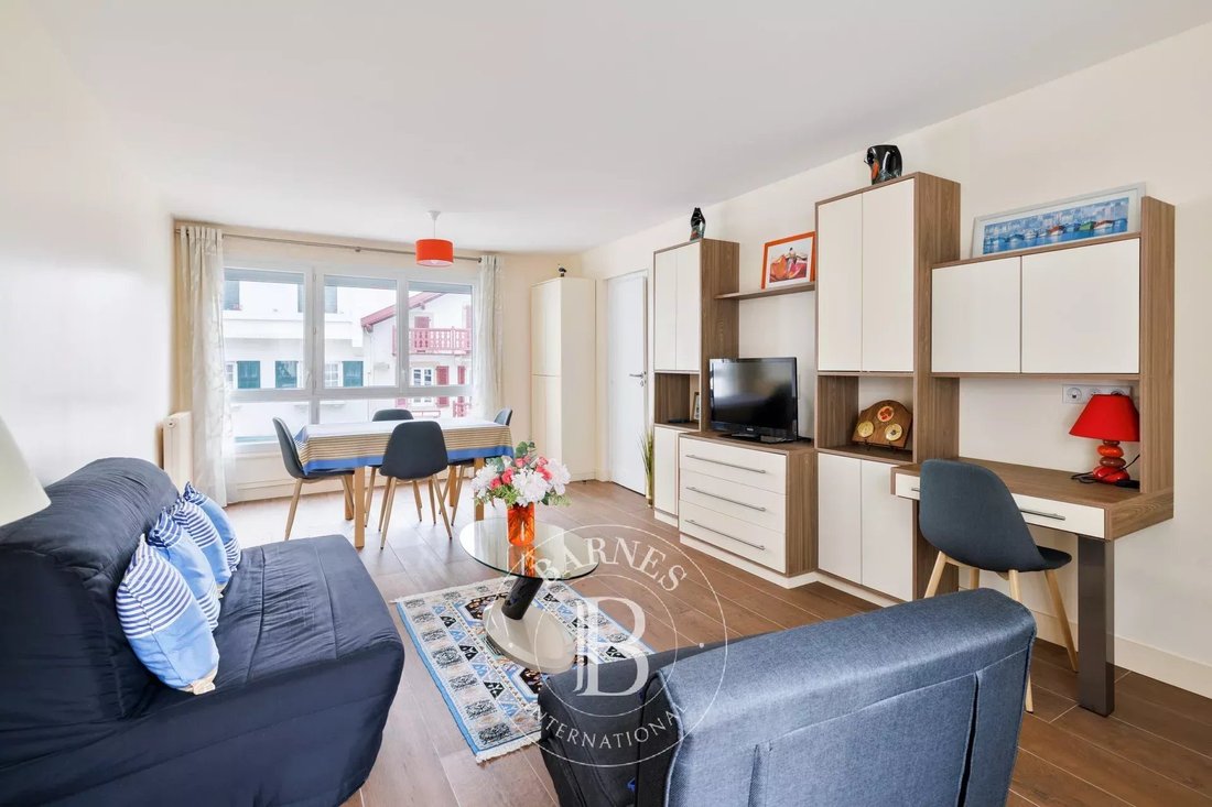 Apartment in Urdazuri, Saint-Jean-de-Luz, France 1 - 15692943