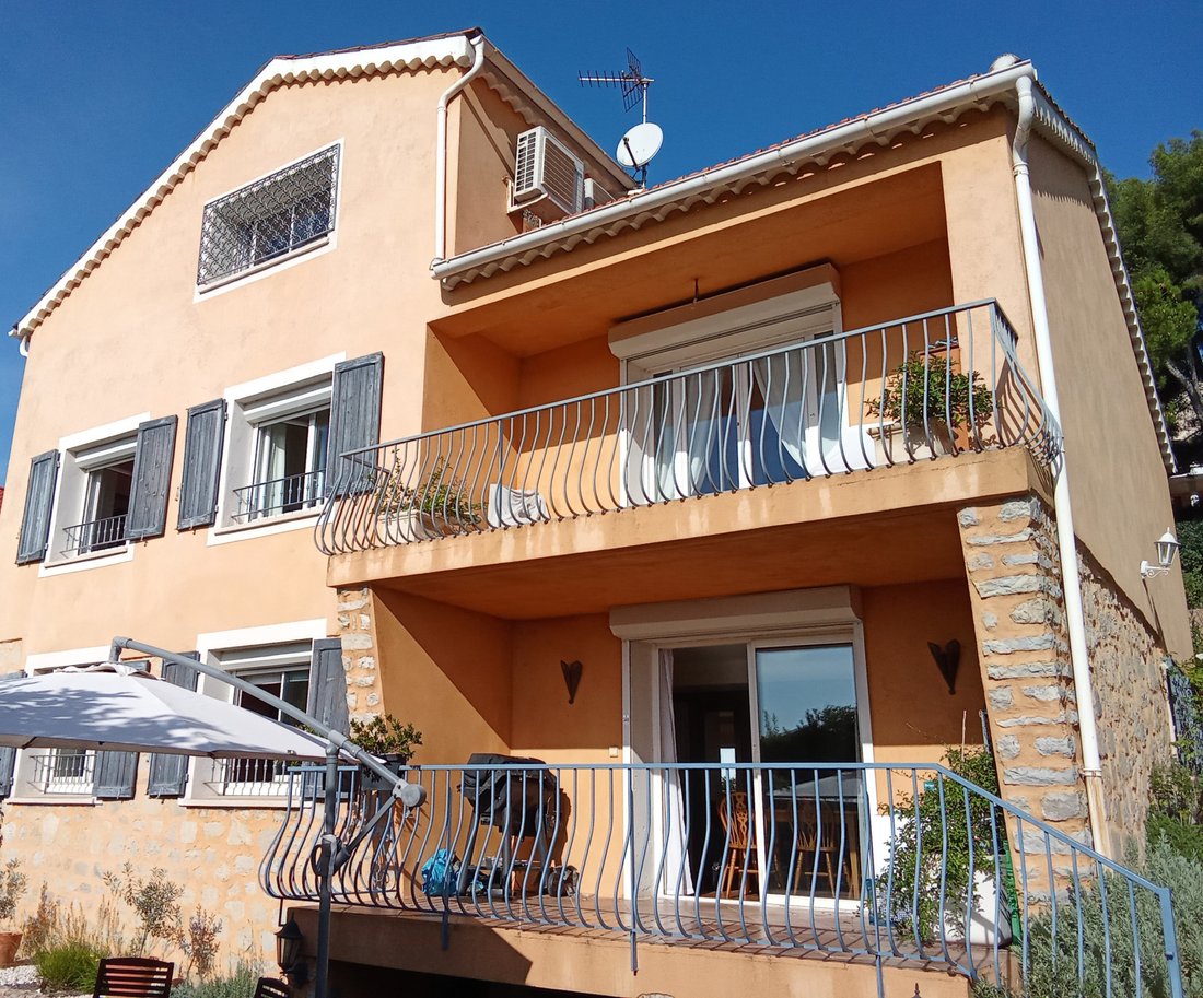 House in Le Faron-Fort-Rouge, Toulon, France 2 - 15694052