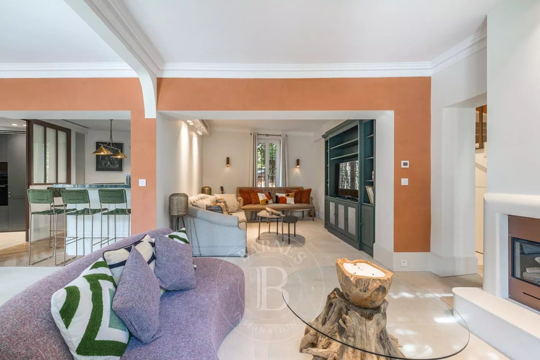 Villa in Cannes, Provence-Alpes-Côte d'Azur, France 5 - 15693272