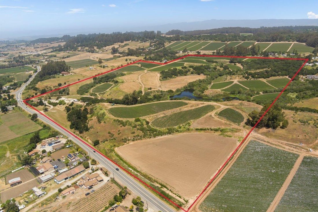 House in Watsonville, California, United States 2 - 15693823