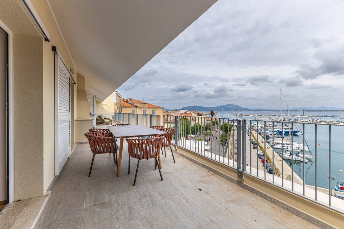 Apartamento en Alguer, Cerdeña, Italia 1 - 15694829