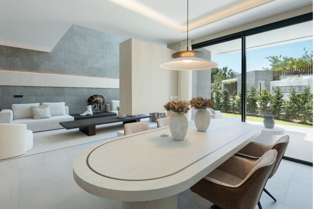 Villa in Marbella, Andalusia, Spain 2 - 15237275