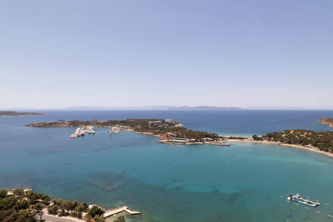 Apartment in Vouliagmeni, Attica, Greece 2 - 15693527