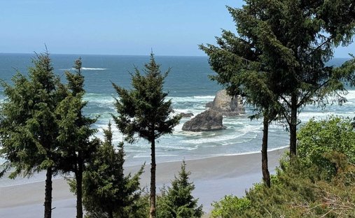 House in Cannon Beach, Oregon, United States 1
