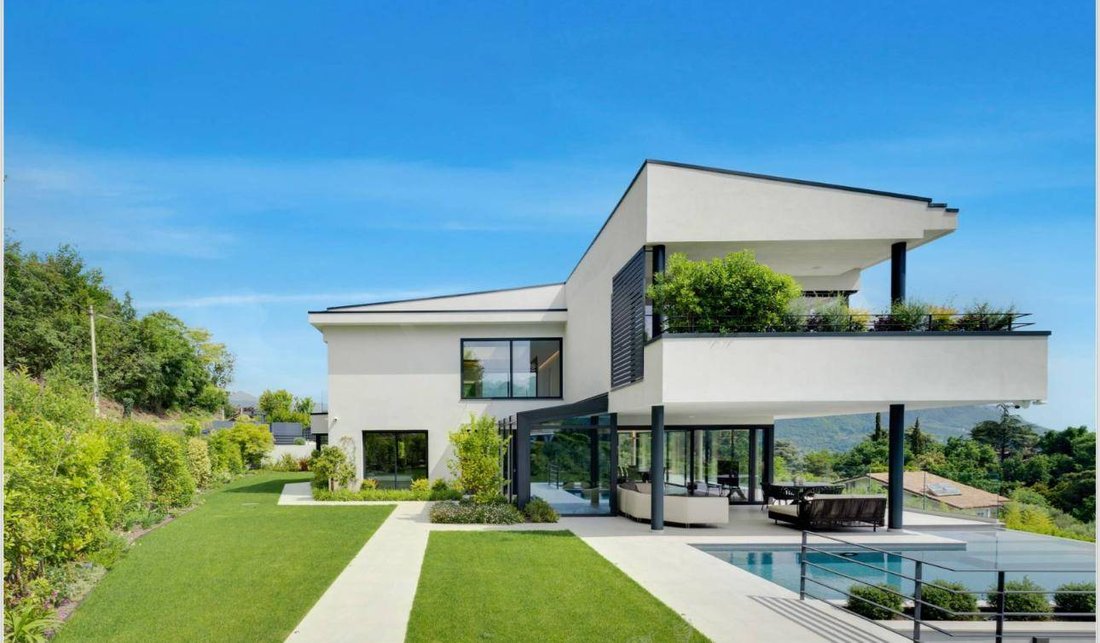 Villa in Salo, Lombardy, Italy 3 - 15694932
