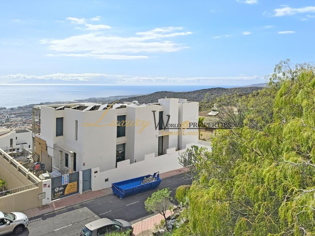 Land in Costa Adeje, Adeje, Canary Islands 2 - 15542179