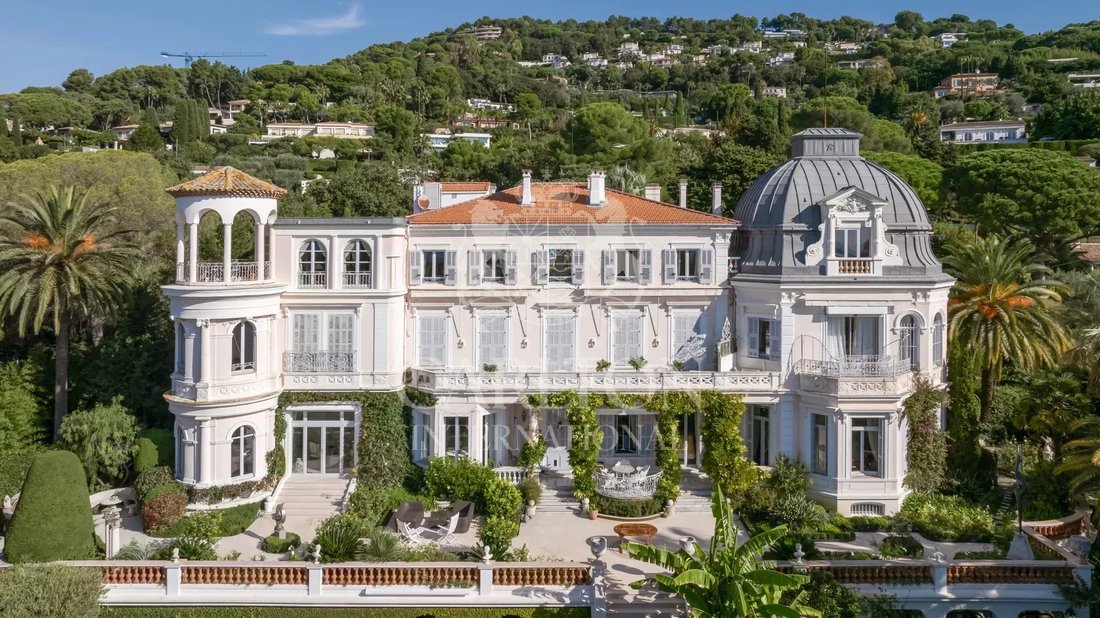 Wohnung in Cannes, Provence-Alpes-Côte d'Azur, Frankreich 1 - 15692983