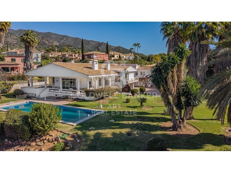 House in Marbella, Andalusia, Spain 5 - 15630894