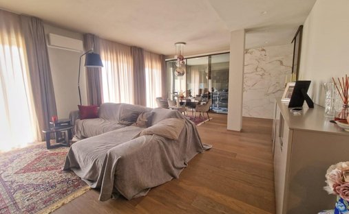 Appartamento a Carrara, Toscana, Italia 1