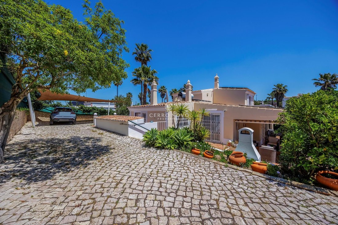 Villa in Guia, Algarve, Portugal 5 - 15693640