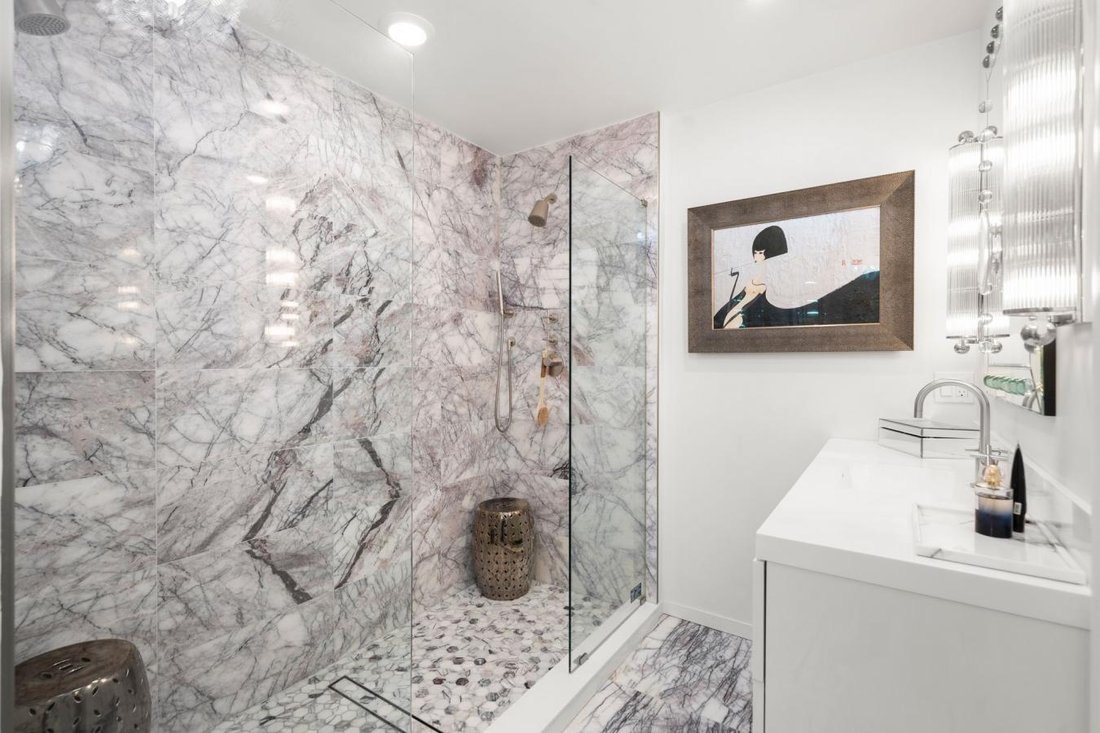Condo in Boston, Massachusetts, United States 2 - 15696028
