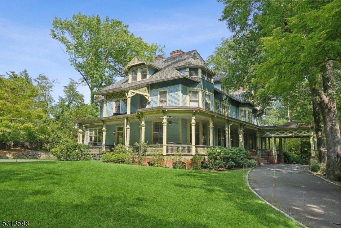 House in Millburn Twp., New Jersey, United States 2 - 15696034