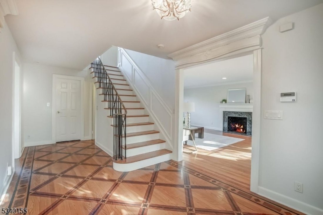 House in Millburn Twp., New Jersey, United States 4 - 15696048
