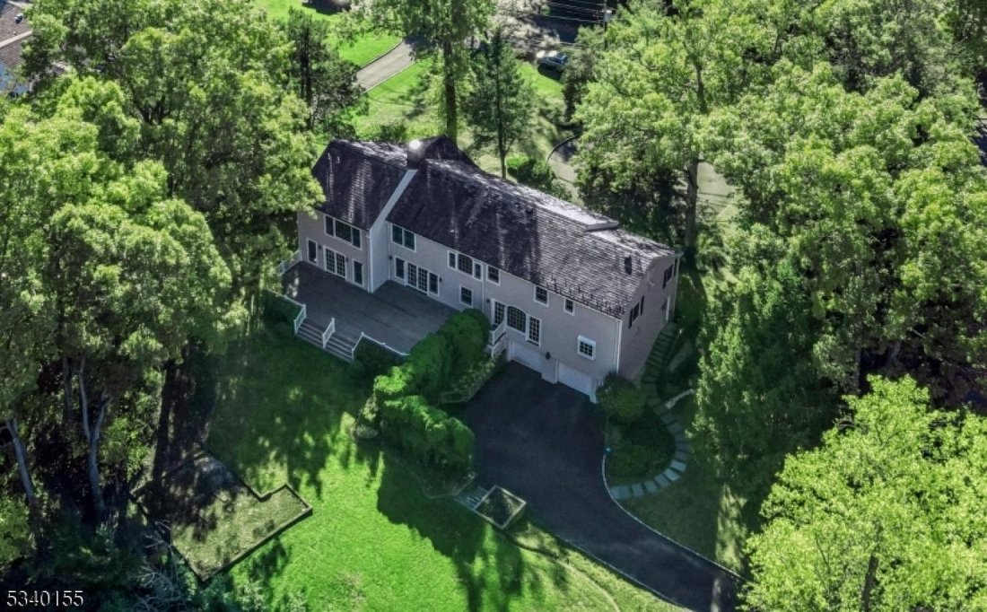 House in Millburn Twp., New Jersey, United States 1 - 15696048